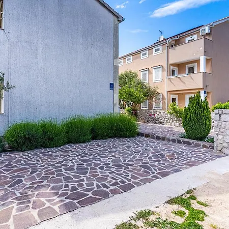 Appartement Ivanka *