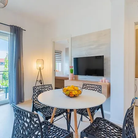 Ivanka شقة كريس